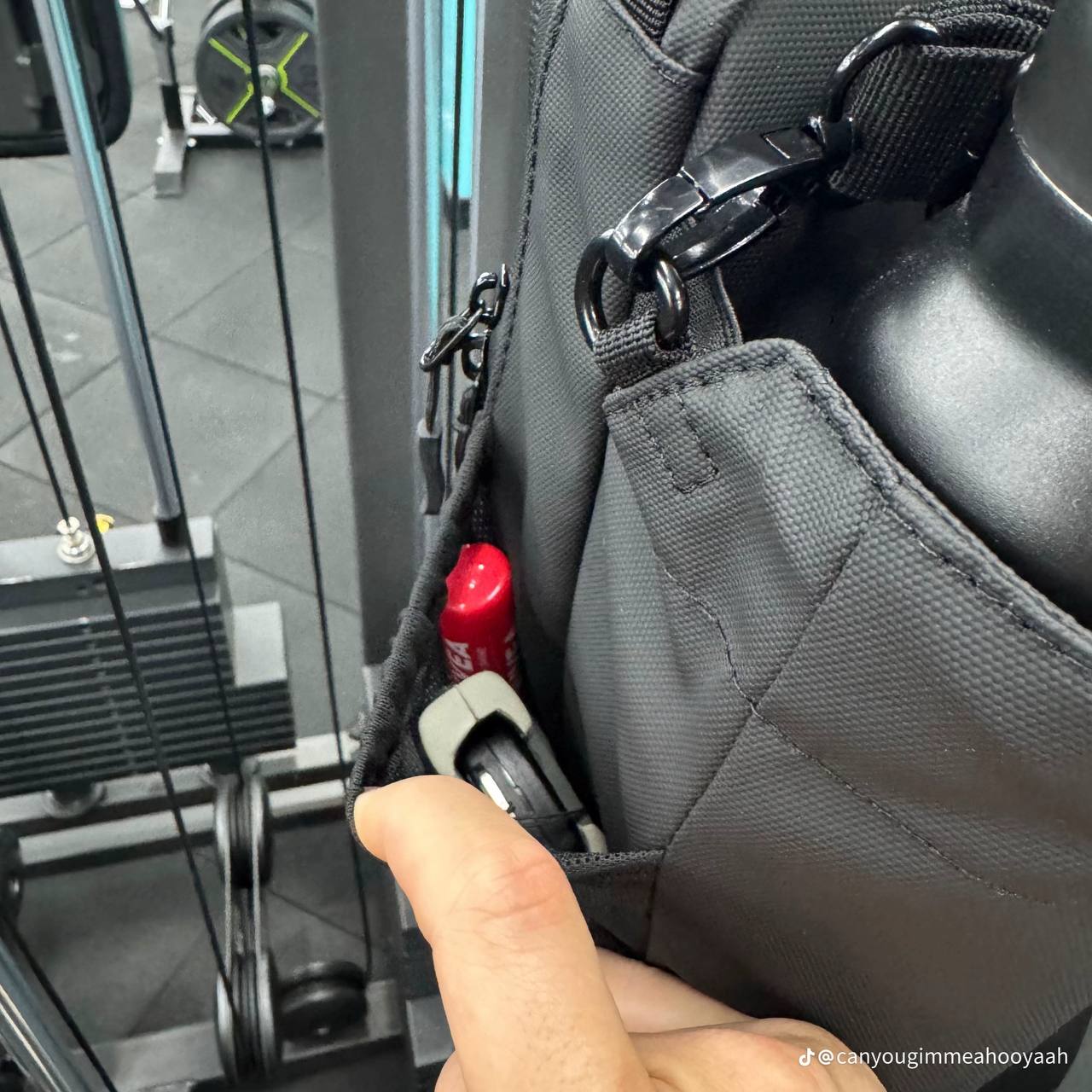 GetSorryBag- La Borsa Che Si Aggancia Dove Vuoi.